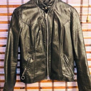 Vintage 80’s small black leather jacket